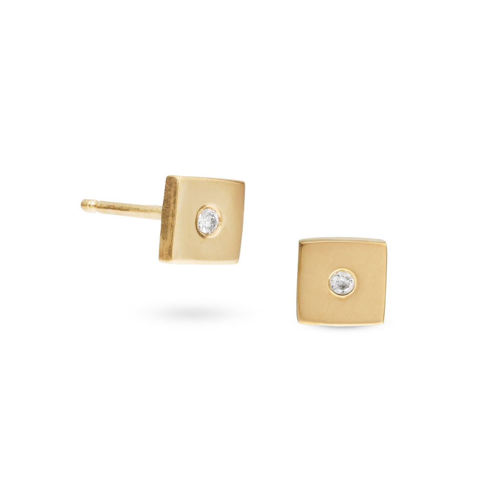 SQUARE DIAMOND STUD