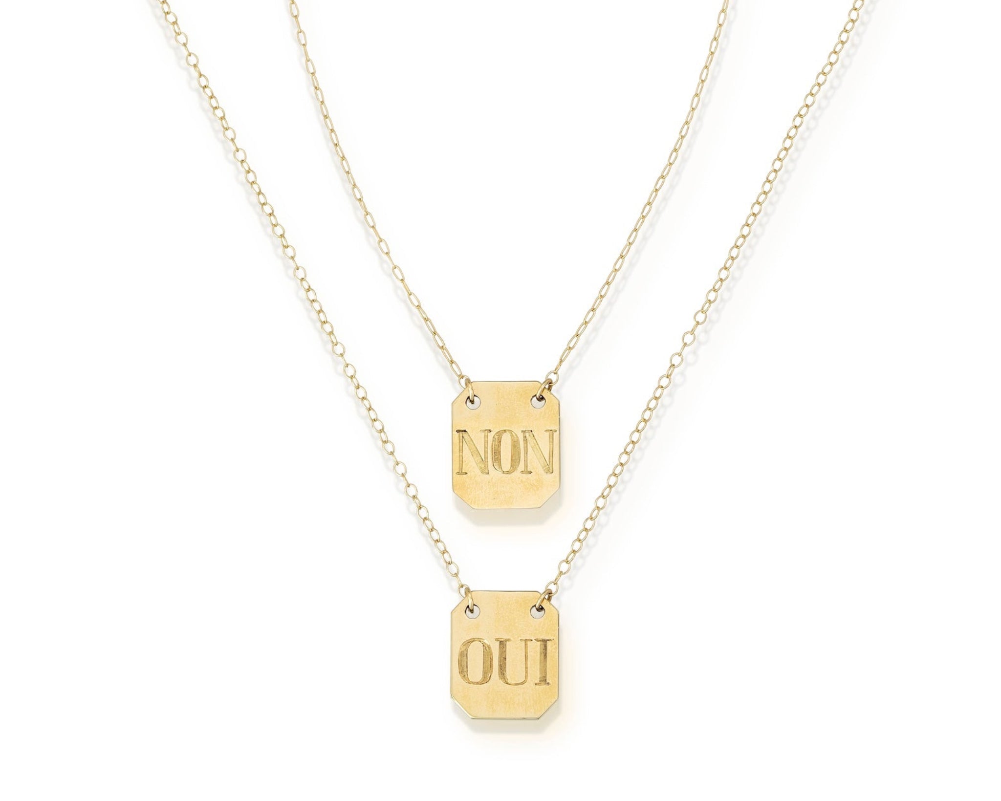 OUI/NON SCAPULAR NECKLACE