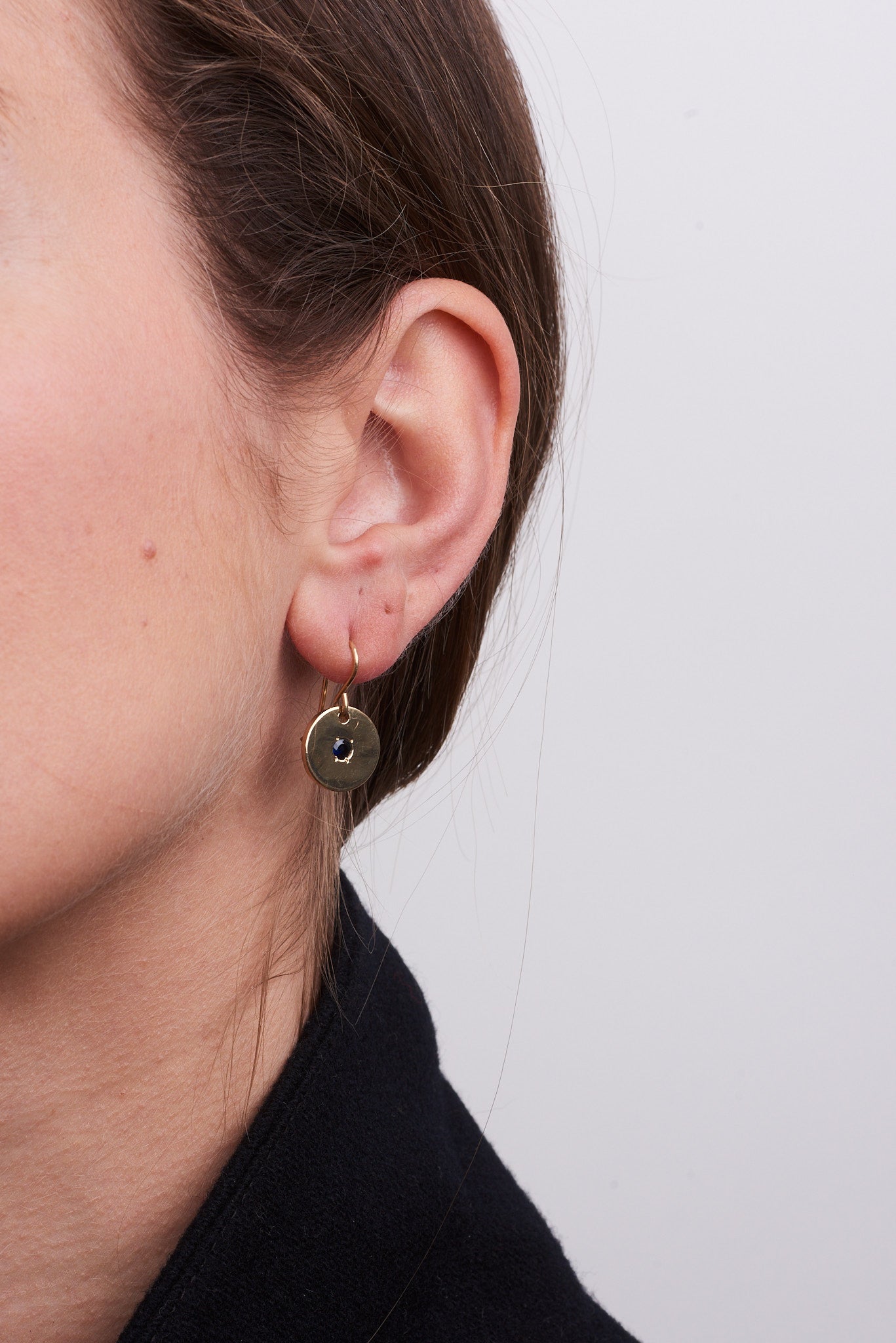 SAPPHIRE DISK EARRINGS