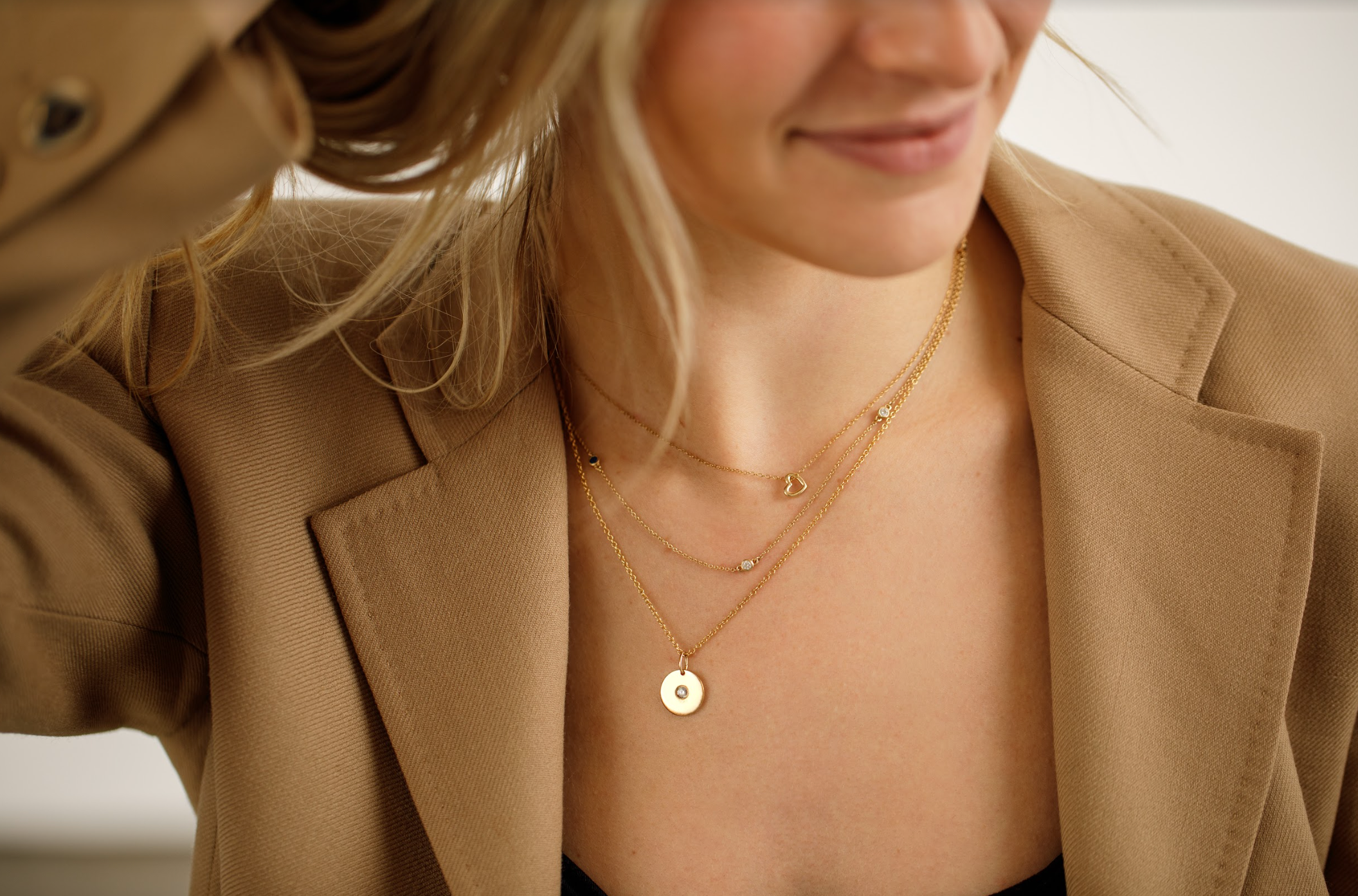 DIAMOND & SAPPHIRE NECKLACE